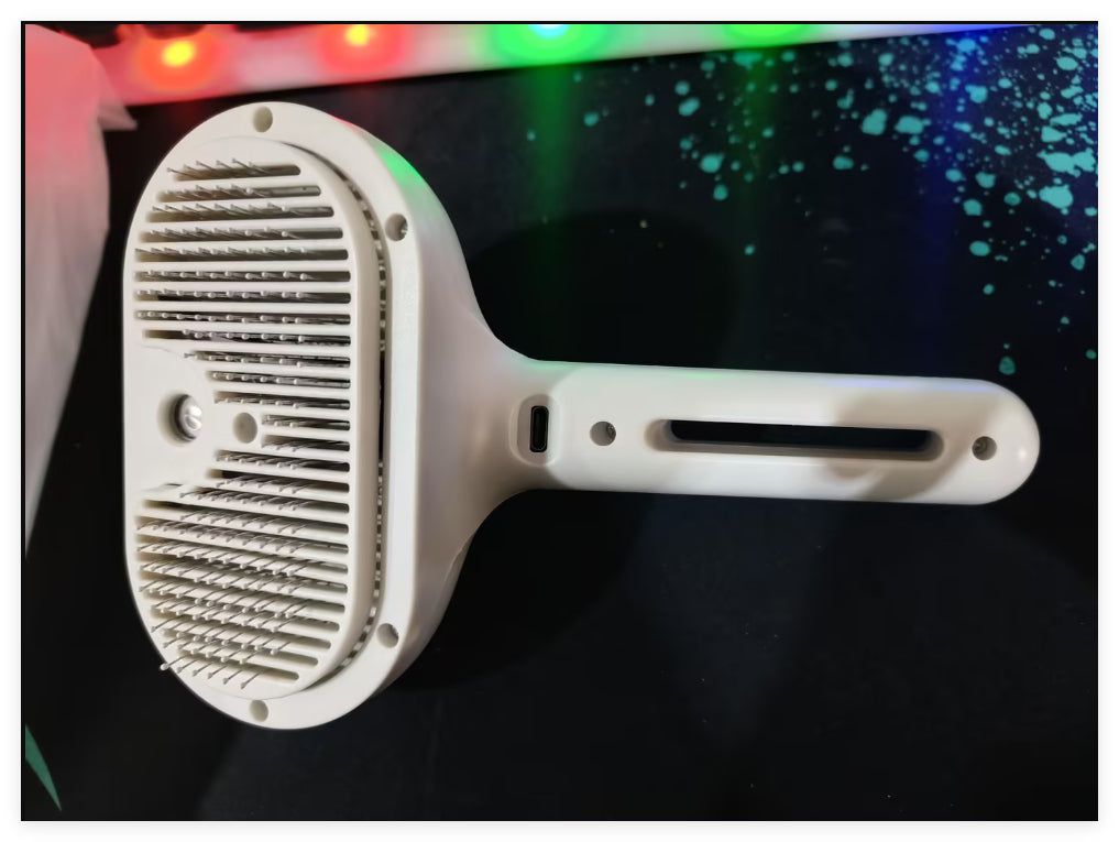 Pet Comb Self Cleaning Pets Hair Remover Brush for Dogs Grooming Tools Dematting Comb Built-In Mist Humidifier Pet Products